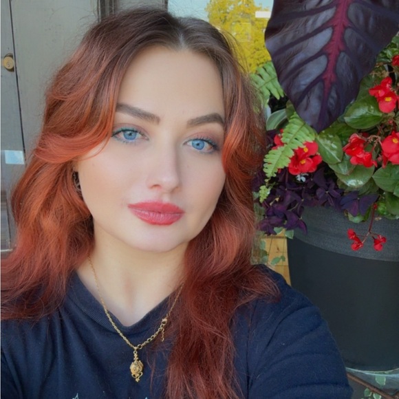 π©·π©·Chillin with my beautiful BEST friend Leah!!!π©·π©· - Picture 5 of 7